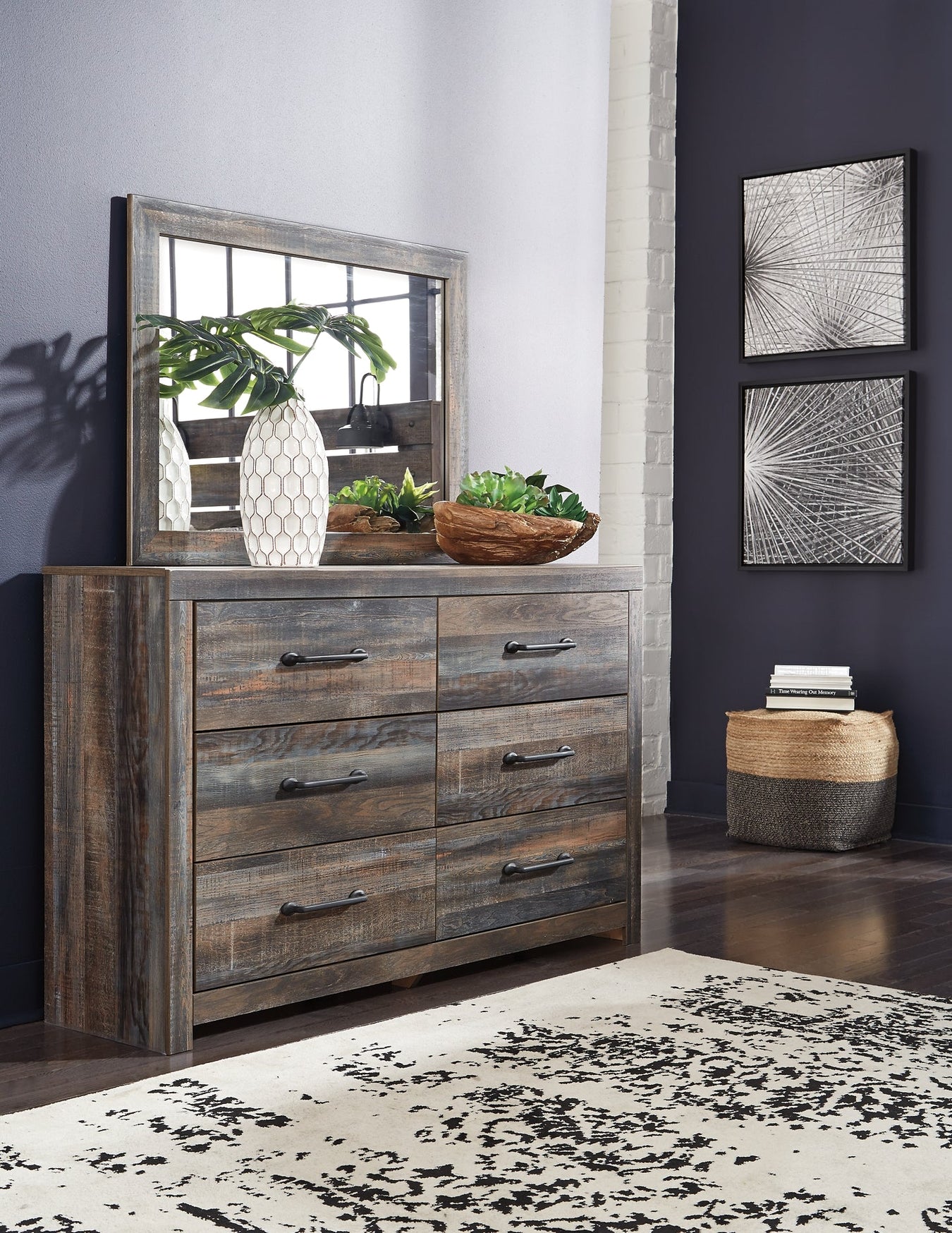 Bedroom Dressers With Mirrors